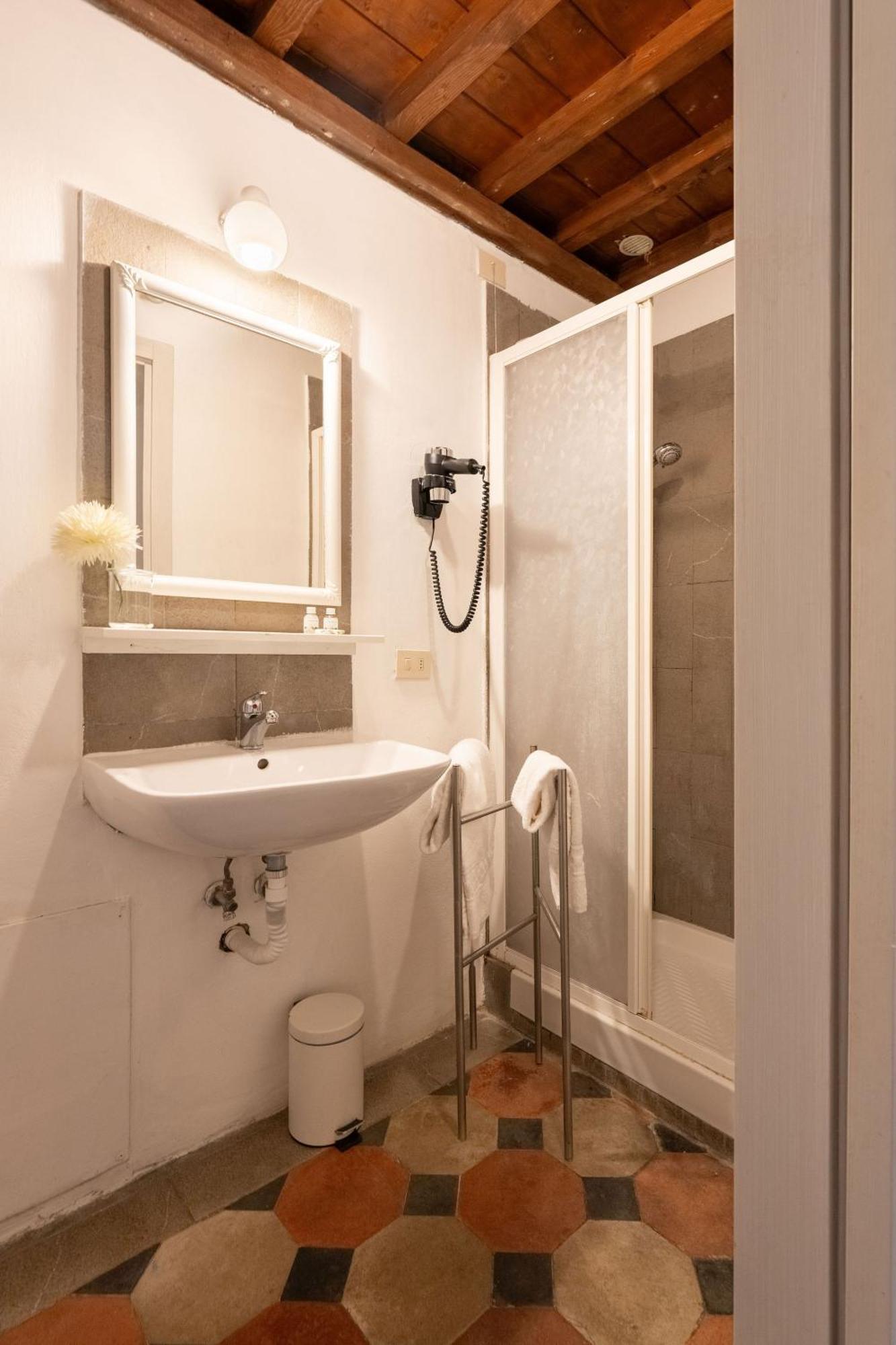 F1 - Santa Croce One Bedroom Apartment For Couples Florencia Exterior foto